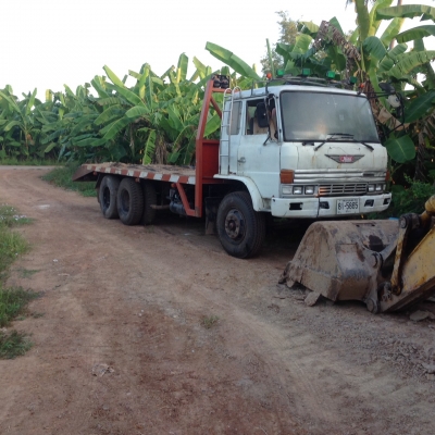 *KOMATSU PC200-8ใช้งาน 11000ช.ม.ขายพร้อมเทเลอร์HINO เจ้าอินทรีย์* *KOMATSU PC200-8ใช้งาน 11000ช.ม.ขายพร้อมเทเลอร์HINO เจ้าอินทรีย์*