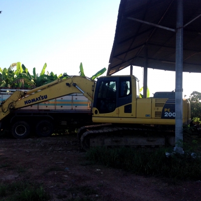 *KOMATSU PC200-8ใช้งาน 11000ช.ม.ขายพร้อมเทเลอร์HINO เจ้าอินทรีย์*