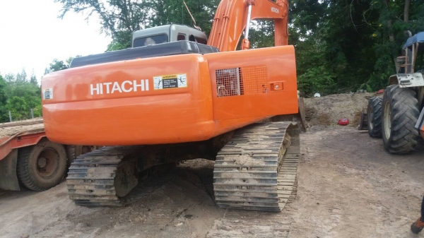 ขายรถแบคโฮ HITACHI ZX200-1 เอกสารเล่มทะเบียน ราคา 1450000