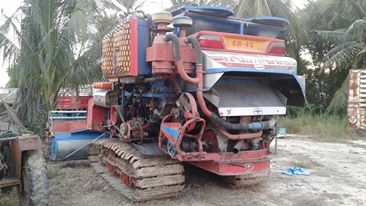 ขายรถเกี่ยวข้าวศักดิ์พัฒนา BIG37 GH45 อุ้ม สวยพร้อมใช้งาน