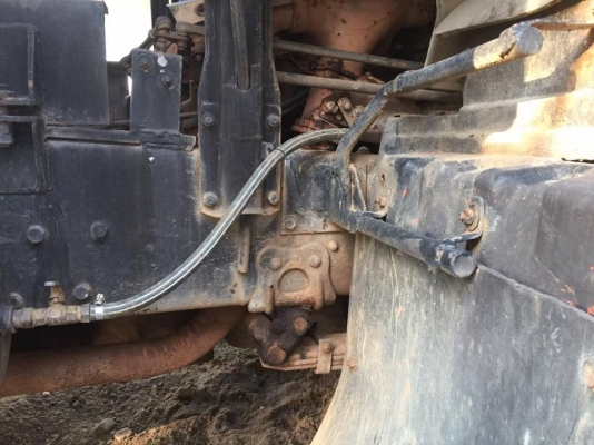 10 ล้อดั้ม 2 เพลา 220 แรง HINO FM226 เครื่องสวย คัสซีสวยใช้ได้(มีท่อนหลังมีสนิมบ้างเล็กน้อย)เครื่อง EM100