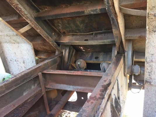 10 ล้อดั้ม 2 เพลา 220 แรง HINO FM226 เครื่องสวย คัสซีสวยใช้ได้(มีท่อนหลังมีสนิมบ้างเล็กน้อย)เครื่อง EM100