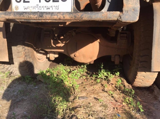 10 ล้อดั้ม 2 เพลา 220 แรง HINO FM226 เครื่องสวย คัสซีสวยใช้ได้(มีท่อนหลังมีสนิมบ้างเล็กน้อย)เครื่อง EM100