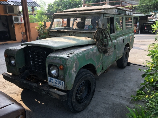 LAND ROVER สมัยคุณปู่ เครื่อง Isuzu เอลฟ์ 2.2 ขับ 2
