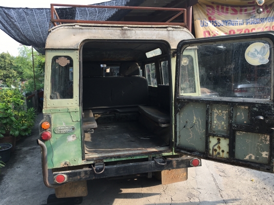 LAND ROVER สมัยคุณปู่ เครื่อง Isuzu เอลฟ์ 2.2 ขับ 2 LAND ROVER สมัยคุณปู่ เครื่อง Isuzu เอลฟ์ 2.2 ขับ 2