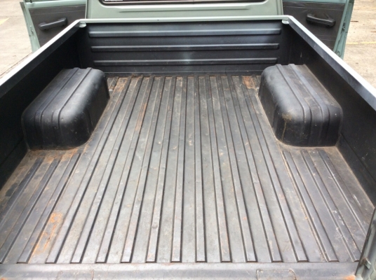 ขายรถกระบะ มาสด้า แฟมมิเลียแคป ปี93 เครื่อง 1.4 เกียร์ธรรมดา5เกียร์ ภายในสวยๆเบาะสวยสะอาดเอี่ยม แอร์หนาว วิทยุCDพร้อมลำโพง ตัวถังเดิมๆสีบางไม่มีชนลอนกระบะสวยๆ ห้องเครื่องเดิมๆสะอาด แม็ก15" ยางใหม่ๆ4เส้น รถขับดีมากๆพร้อมใช้สุดๆภาษี59 ขายด่วน