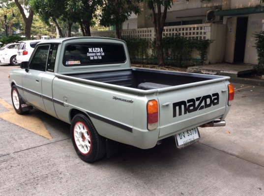 ขายรถกระบะ มาสด้า แฟมมิเลียแคป ปี93 เครื่อง 1.4 เกียร์ธรรมดา5เกียร์ ภายในสวยๆเบาะสวยสะอาดเอี่ยม แอร์หนาว วิทยุCDพร้อมลำโพง ตัวถังเดิมๆสีบางไม่มีชนลอนกระบะสวยๆ ห้องเครื่องเดิมๆสะอาด แม็ก15" ยางใหม่ๆ4เส้น รถขับดีมากๆพร้อมใช้สุดๆภาษี59 ขายด่วน