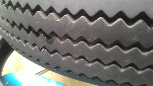 ขายยาง ขายยาง