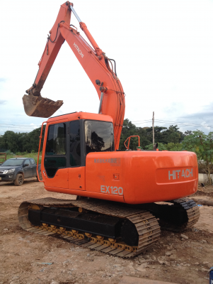 ขายถูกรถแบคโฮ Hitachi Ex 120-2 รถชั่วโมงการทำงานน้อย