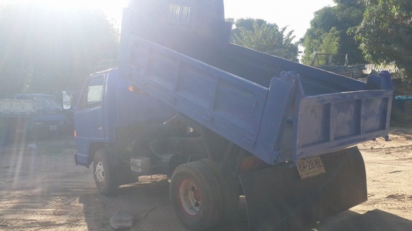 ขาย6ล้อดัมพ์เล็ก อีซูซุดัมพ์3คิว nkr100แรงฝาดี แชชซีสวย เครื่องดี เอกสารเล่มทะเบียนพร้อมโอน