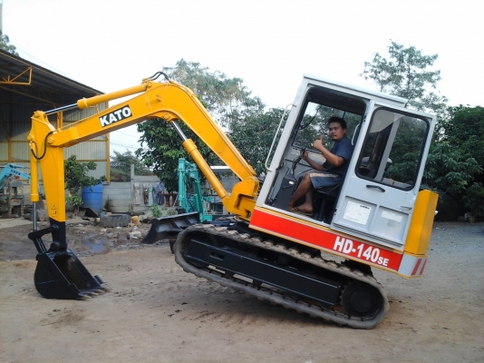 ขายรถขุด MITSUBISHI (KATO - HD140SVE)ขนาดเทียบเท่าPC50เก่านอกแท้ญี่ปุ่นมีเอกสารแจ้งจำหน่าย-ไม่เคยใช้งานในไทยครับ ขายรถขุด MITSUBISHI (KATO - HD140SVE)ขนาดเทียบเท่าPC50เก่านอกแท้ญี่ปุ่นมีเอกสารแจ้งจำหน่าย-ไม่เคยใช้งานในไทยครับ
