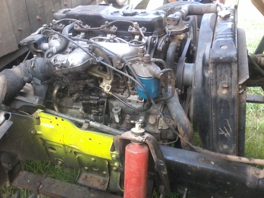 ขายด่วน NPR 115 สภาพพร้อมใช้งาน รถห้างช่วงพิเศษ ยาว5เมตร เครื่อง4BD1 115แรง เครื่องดี คีชชีสวย ยางเรเดียนคู่หน้าใหม่ ยางหลังพร้อมใช้ แอร์เย็น รถสวยๆครับ