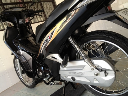 Wave125i โฉมล่าสุด ลายใหม่ วิ่ง7000 ปลายปี57 (ของแถม 4 รายการ) Wave125i โฉมล่าสุด ลายใหม่ วิ่ง7000 ปลายปี57 (ของแถม 4 รายการ)