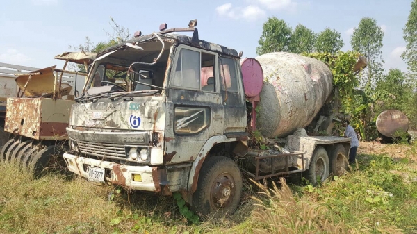 ขาย รถโม่ปูน 5 คิว HINO เครื่อง EK100 260 แรงม้า รถใช้งานได้ปกติ เอกสารเล่มทะเบียนเต็มพร้อมโอน คัสซีสวย ช่วงล่างเบรคแห้ง ราคาคุยกันได้ครับ