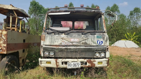 ขาย รถโม่ปูน 5 คิว HINO เครื่อง EK100 260 แรงม้า รถใช้งานได้ปกติ เอกสารเล่มทะเบียนเต็มพร้อมโอน คัสซีสวย ช่วงล่างเบรคแห้ง ราคาคุยกันได้ครับ