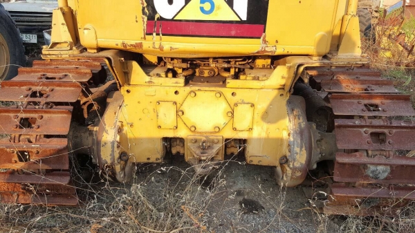 ขาย แทรคเตอร์ CAT D5B เกียร์ตัด เครื่องดี เอกสารใบอินวอยซ์ ราคาต่อรองได้ครับ ขาย แทรคเตอร์ CAT D5B เกียร์ตัด เครื่องดี เอกสารใบอินวอยซ์ ราคาต่อรองได้ครับ