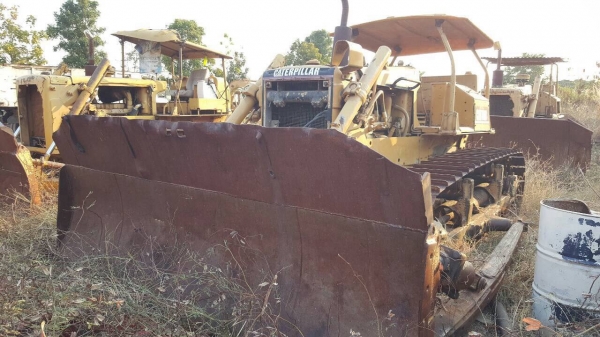 ขาย แทรคเตอร์ CAT D5B เกียร์ตัด เครื่องดี เอกสารใบอินวอยซ์ ราคาต่อรองได้ครับ ขาย แทรคเตอร์ CAT D5B เกียร์ตัด เครื่องดี เอกสารใบอินวอยซ์ ราคาต่อรองได้ครับ