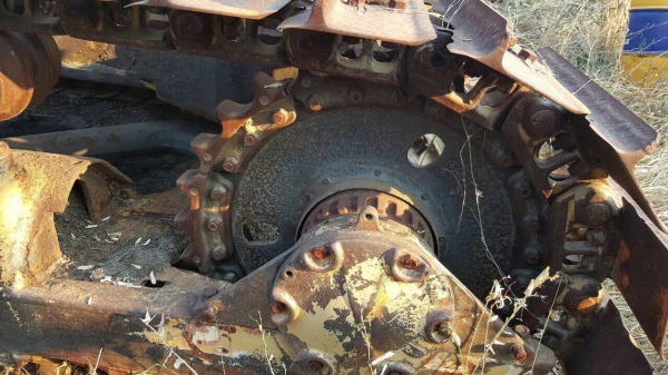 ขาย แทรคเตอร์ CAT D5B เกียร์ตัด เครื่องดี เอกสารใบอินวอยซ์ ราคาต่อรองได้ครับ ขาย แทรคเตอร์ CAT D5B เกียร์ตัด เครื่องดี เอกสารใบอินวอยซ์ ราคาต่อรองได้ครับ