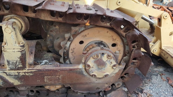 ขาย แทรคเตอร์ CAT D6C เกียร์ตัด สภาพพร้อมใช้งาน เอกสารใบซื้อขาย ขาย แทรคเตอร์ CAT D6C เกียร์ตัด สภาพพร้อมใช้งาน เอกสารใบซื้อขาย