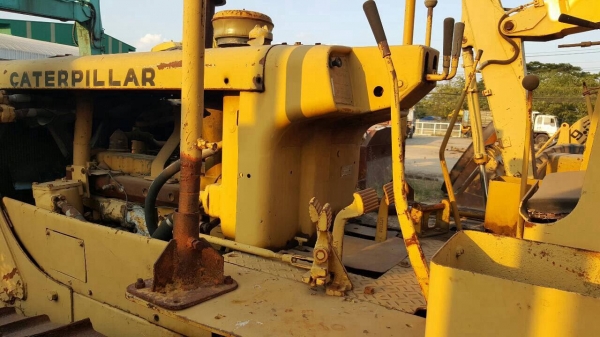 ขาย แทรคเตอร์ CAT D6C เกียร์ตัด สภาพพร้อมใช้งาน เอกสารใบซื้อขาย ขาย แทรคเตอร์ CAT D6C เกียร์ตัด สภาพพร้อมใช้งาน เอกสารใบซื้อขาย