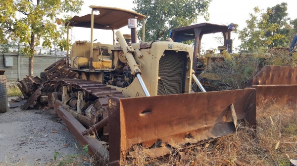 ขาย แทรคเตอร์ CAT D6C เกียร์ตัด สภาพพร้อมใช้งาน เอกสารใบซื้อขาย ขาย แทรคเตอร์ CAT D6C เกียร์ตัด สภาพพร้อมใช้งาน เอกสารใบซื้อขาย