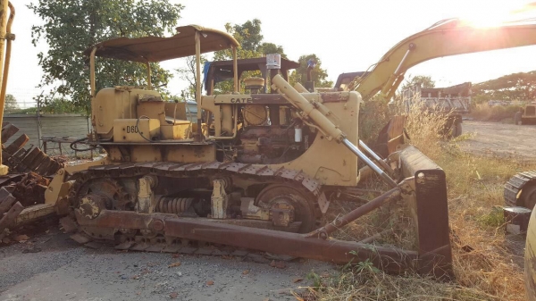 ขาย แทรคเตอร์ CAT D6C เกียร์ตัด สภาพพร้อมใช้งาน เอกสารใบซื้อขาย ขาย แทรคเตอร์ CAT D6C เกียร์ตัด สภาพพร้อมใช้งาน เอกสารใบซื้อขาย