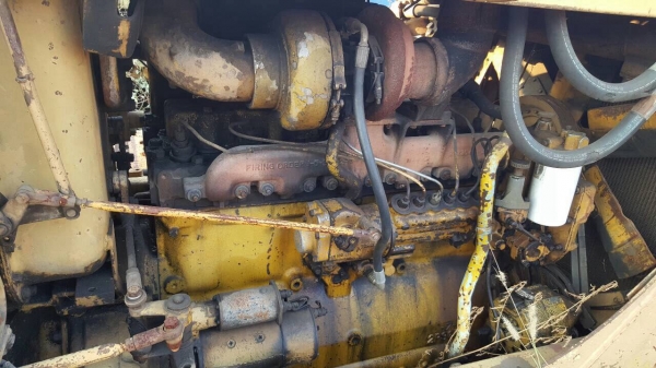 ขาย แทรคเตอร์ CAT D6D เกียร์ตัด มีวินส์ท้าย เอกสารใบอินวอยซ์ รถพร้อมใช้ ราคาต่อรองได้