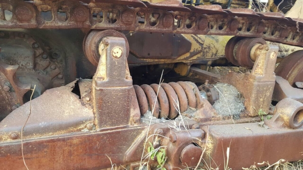 ขาย แทรคเตอร์ CAT D6D เกียร์ตัด มีวินส์ท้าย เอกสารใบอินวอยซ์ รถพร้อมใช้ ราคาต่อรองได้