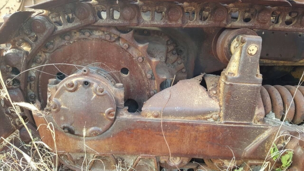 ขาย แทรคเตอร์ CAT D6D เกียร์ตัด มีวินส์ท้าย เอกสารใบอินวอยซ์ รถพร้อมใช้ ราคาต่อรองได้