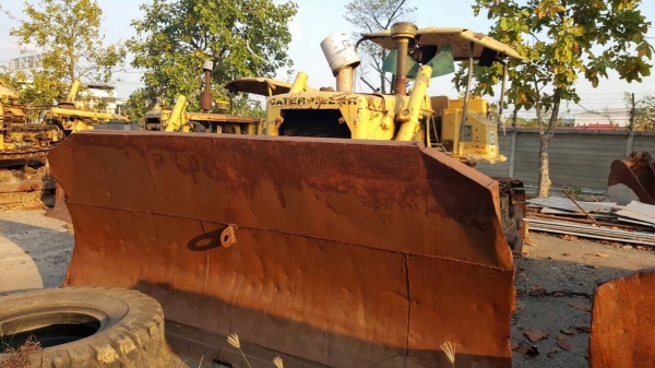 ขาย แทรคเตอร์ CAT D6D เกียร์ตัด มีดิปเปอร์หลัง รถใช้งานได้ปกติ เครื่องดี เอกสารใบซื้อขาย ขาย แทรคเตอร์ CAT D6D เกียร์ตัด มีดิปเปอร์หลัง รถใช้งานได้ปกติ เครื่องดี เอกสารใบซื้อขาย