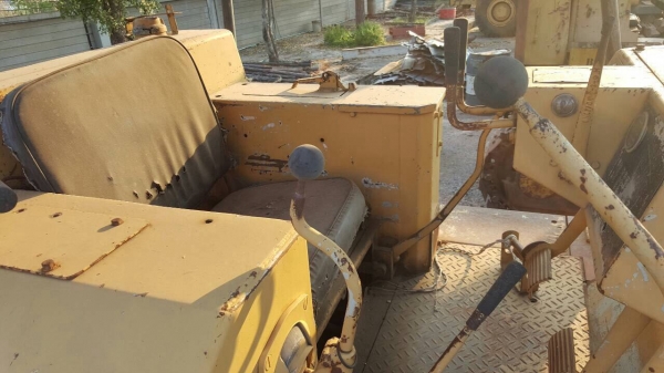 ขาย แทรคเตอร์ CAT D6D เกียร์ตัด มีดิปเปอร์หลัง รถใช้งานได้ปกติ เครื่องดี เอกสารใบซื้อขาย ขาย แทรคเตอร์ CAT D6D เกียร์ตัด มีดิปเปอร์หลัง รถใช้งานได้ปกติ เครื่องดี เอกสารใบซื้อขาย