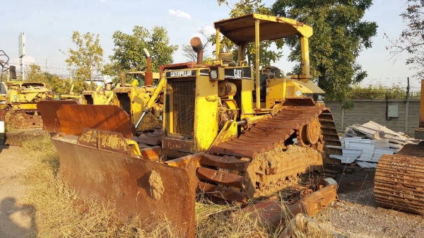ขาย แทรคเตอร์ CAT D5M รถใช้งานอยู่ เอกสารใบซื้อขาย ราคาต่อรองได้ครับ