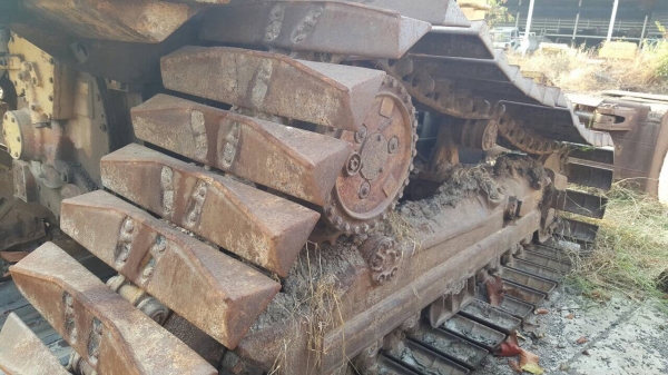 ขาย แทรคเตอร์ CAT D5M รถใช้งานอยู่ เอกสารใบซื้อขาย ราคาต่อรองได้ครับ