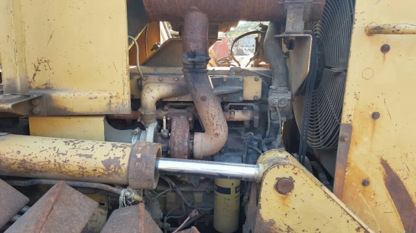 ขาย แทรคเตอร์ CAT D5M รถใช้งานอยู่ เอกสารใบซื้อขาย ราคาต่อรองได้ครับ