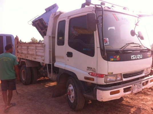ISUZU รถบรรทุก 6 ล้อดัมพ์ 210 CC เครื่องดี ครัชซีสวย