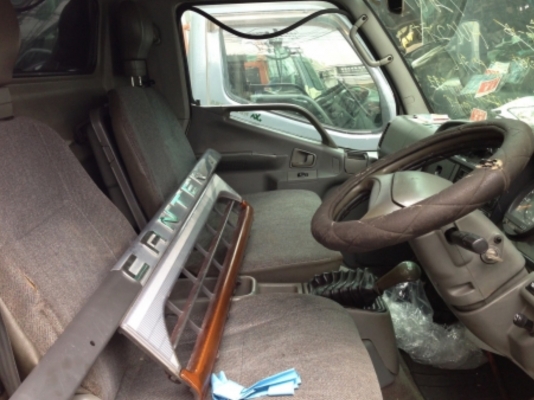 ขายหัวมิตซูบิชิ แคนเตอร์ FE 639 หัวกว้างใส่หกล้อ อุปกรณ์ครบ แท่นดีดหน้ารับหลัง ขายหัวมิตซูบิชิ แคนเตอร์ FE 639 หัวกว้างใส่หกล้อ อุปกรณ์ครบ แท่นดีดหน้ารับหลัง