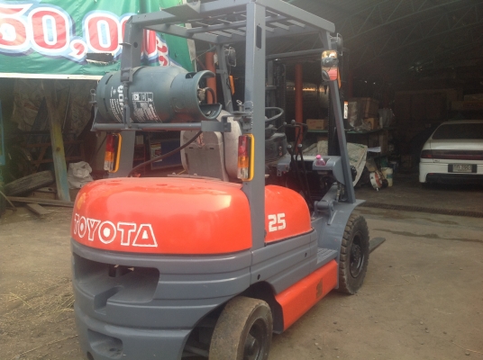 ขายโฟล์คลิฟ Toyota รุ่น 6