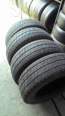 215/65R15 BRIDGESTONE LEO 627 ชุด 4 เส้น tel.081-427-3941 ไลน์ไอดี autobot107
