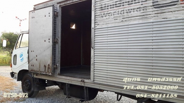 ขายด่วน รถบรรทุก 6 ล้อ HINO 117 แรง ตู้แห้ง 3 บาน ยาว 5.5M สภาพเดิมๆ สวย พร้อมใช้งาน ราคาสุดคุ้ม