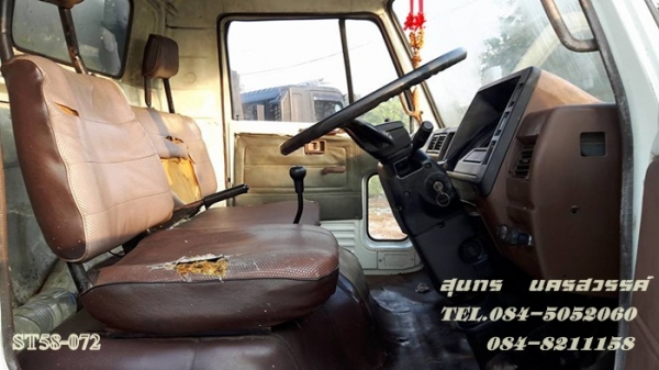 ขายด่วน รถบรรทุก 6 ล้อ HINO 117 แรง ตู้แห้ง 3 บาน ยาว 5.5M สภาพเดิมๆ สวย พร้อมใช้งาน ราคาสุดคุ้ม