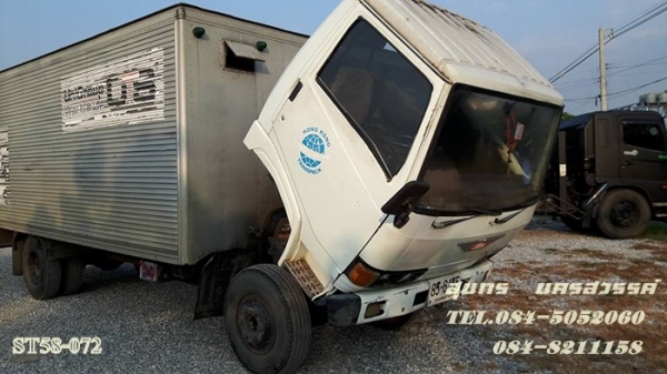 ขายด่วน รถบรรทุก 6 ล้อ HINO 117 แรง ตู้แห้ง 3 บาน ยาว 5.5M สภาพเดิมๆ สวย พร้อมใช้งาน ราคาสุดคุ้ม