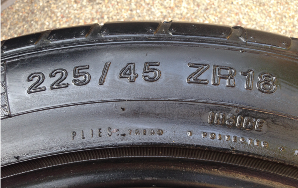 ยาง Achilles 225 45 18 ปี12 ดอกเต็ม ไม่มีปะ ราคาไม่แพง ยาง Achilles 225 45 18 ปี12 ดอกเต็ม ไม่มีปะ ราคาไม่แพง