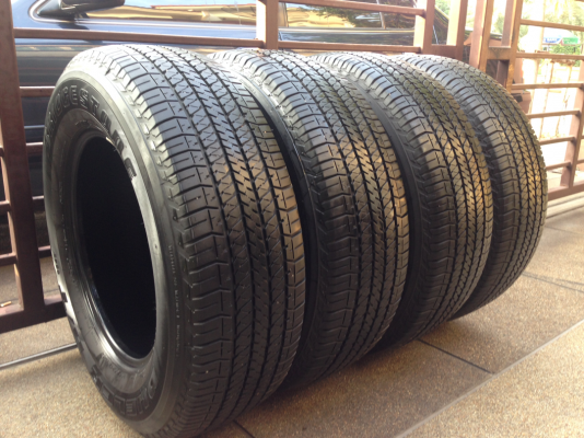 ยาง Bridgestone 265 65 17 ปี12 ดอกเต็ม พร้อมใช้งาน ราคาไม่แพง