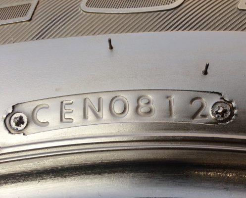 ยาง Bridgestone 265 65 17 ปี12 ดอกเต็ม พร้อมใช้งาน ราคาไม่แพง