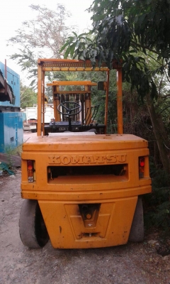 KOMUTSU. FD40-4 พร้อมใช้งาน