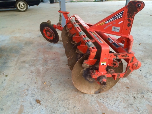 ขายด่วนผานไถตราช้างDH225Eสภาพพร้มใช้งานไม่มีรอยซ่อมเดิมสุดๆ