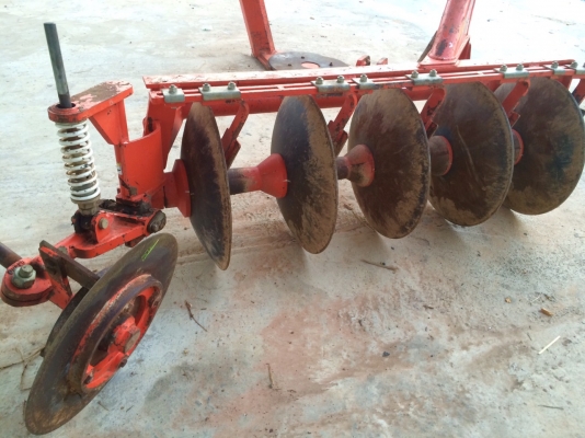 ขายด่วนผานไถตราช้างDH225Eสภาพพร้มใช้งานไม่มีรอยซ่อมเดิมสุดๆ