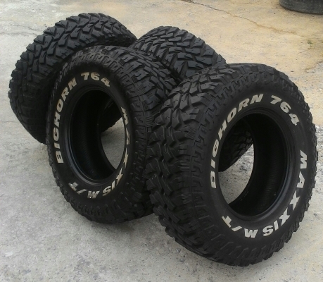 ขาย ยาง MAXXIS 764 ขนาด 265/75/16 สวยๆ