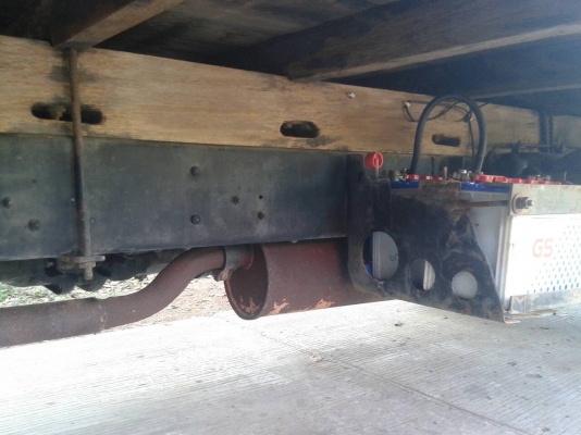 HINO KM779 เครื่อง 117แรง ยาว 5.5 เมตร พร้อมคอกอย่างงาม เล่มพร้อมโอน