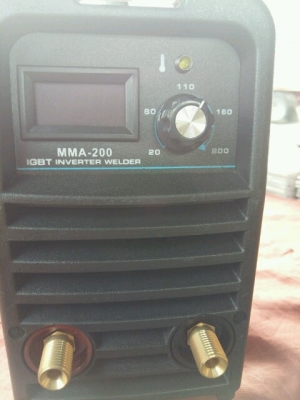 ตู้เชื่อม อินเวอร์เตอร์ etop mma200 ขนาดเล็ก ทะลุ 4มิล ยาว4 ชั่วโมง ตู้เชื่อม อินเวอร์เตอร์ etop mma200 ขนาดเล็ก ทะลุ 4มิล ยาว4 ชั่วโมง